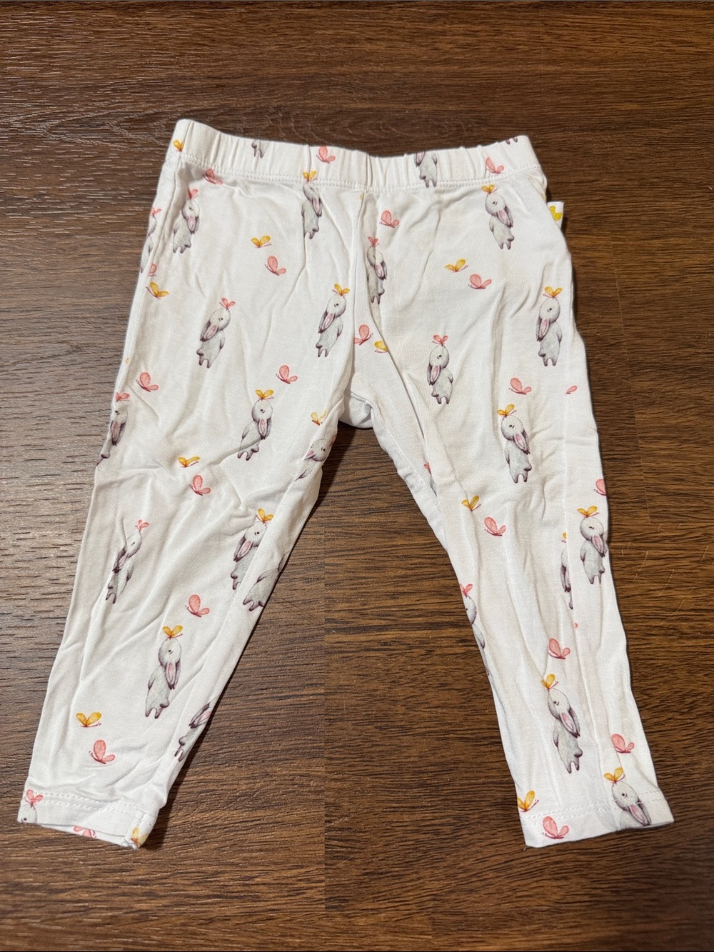 Posh Peanut Athena 3-6 mo White Leggings bunnies
